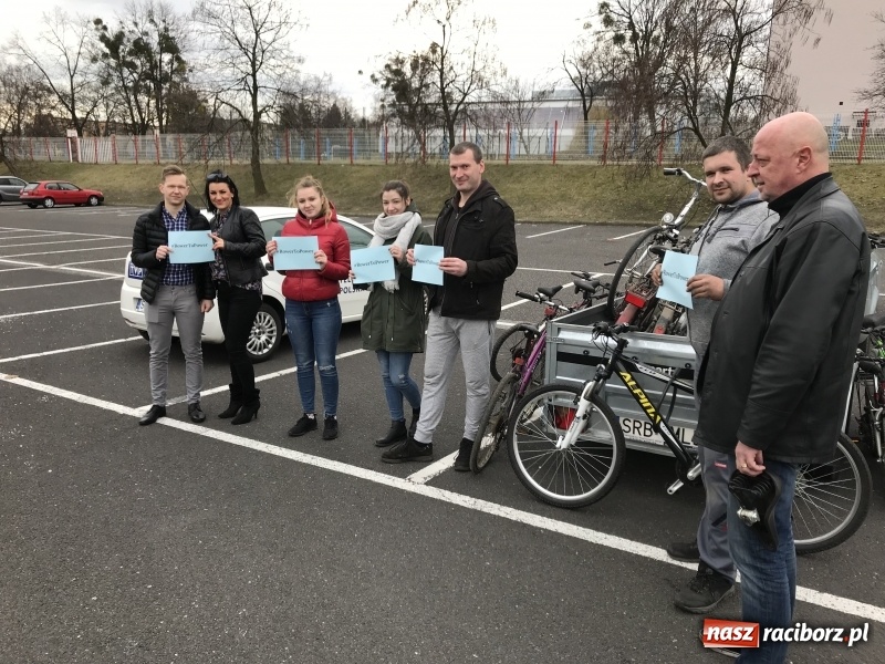 Zdjęcie w galerii na portalu naszraciborz.pl: Drugie życie jednośladów. Ciekawy program w raciborskim poprawczaku wiadomości z regionu