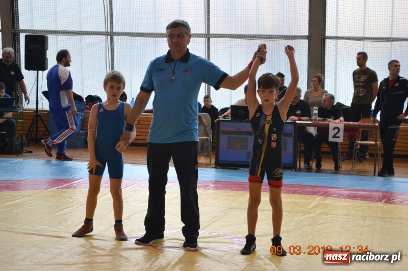 Zdjęcie w galerii na portalu naszraciborz.pl: Udany start zapaśników Unii Racibórz na turnieju w Ostrawie wiadomości z regionu