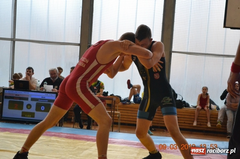 Zdjęcie w galerii na portalu naszraciborz.pl: Udany start zapaśników Unii Racibórz na turnieju w Ostrawie wiadomości z regionu