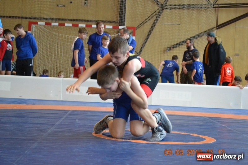 Zdjęcie w galerii na portalu naszraciborz.pl: Udany start zapaśników Unii Racibórz na turnieju w Ostrawie wiadomości z regionu