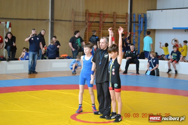 Zdjęcie w galerii na portalu naszraciborz.pl: Udany start zapaśników Unii Racibórz na turnieju w Ostrawie wiadomości z regionu