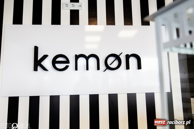 Zdjęcie w galerii na portalu naszraciborz.pl: Panie i panowie! Nowy salon Strefa cięcia i brody podcięcia zaprasza do Czerwonej Torebki! wiadomości z regionu