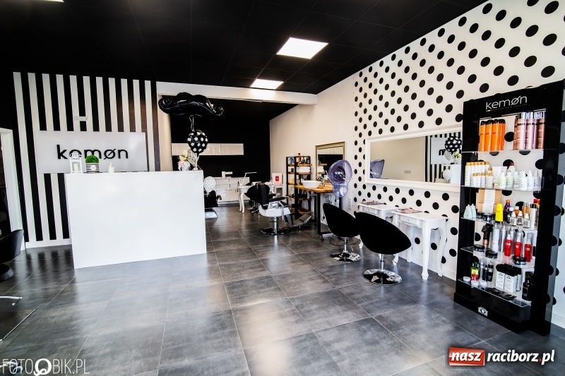 Zdjęcie w galerii na portalu naszraciborz.pl: Panie i panowie! Nowy salon Strefa cięcia i brody podcięcia zaprasza do Czerwonej Torebki! wiadomości z regionu