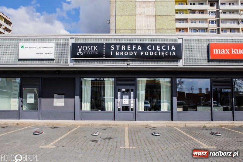 Zdjęcie w galerii na portalu naszraciborz.pl: Panie i panowie! Nowy salon Strefa cięcia i brody podcięcia zaprasza do Czerwonej Torebki! wiadomości z regionu