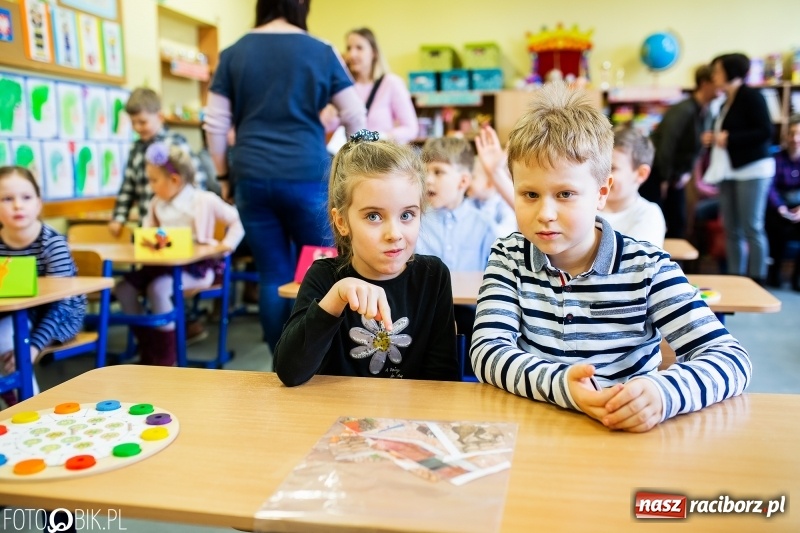 Zdjęcie w galerii na portalu naszraciborz.pl: Matematyczne zmagania przedszkolaków, czyli Mały Pitagoras w SP 15 wiadomości z regionu