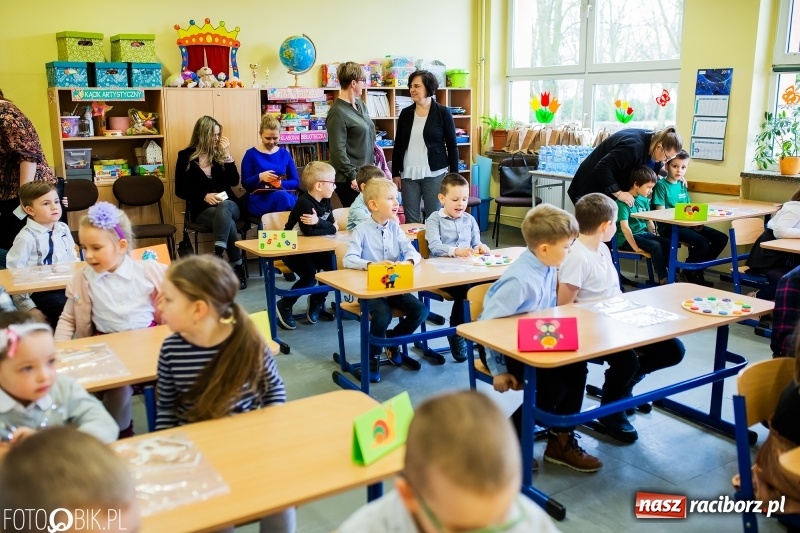 Zdjęcie w galerii na portalu naszraciborz.pl: Matematyczne zmagania przedszkolaków, czyli Mały Pitagoras w SP 15 wiadomości z regionu