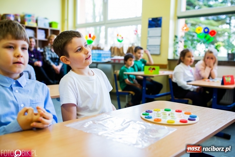 Zdjęcie w galerii na portalu naszraciborz.pl: Matematyczne zmagania przedszkolaków, czyli Mały Pitagoras w SP 15 wiadomości z regionu