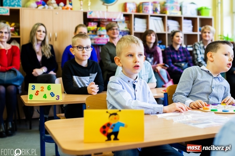Zdjęcie w galerii na portalu naszraciborz.pl: Matematyczne zmagania przedszkolaków, czyli Mały Pitagoras w SP 15 wiadomości z regionu