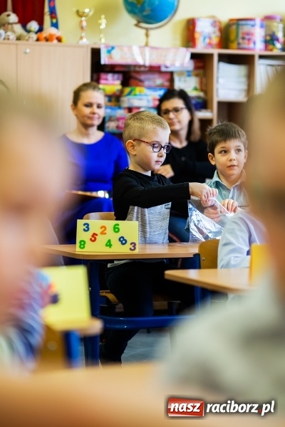 Zdjęcie w galerii na portalu naszraciborz.pl: Matematyczne zmagania przedszkolaków, czyli Mały Pitagoras w SP 15 wiadomości z regionu