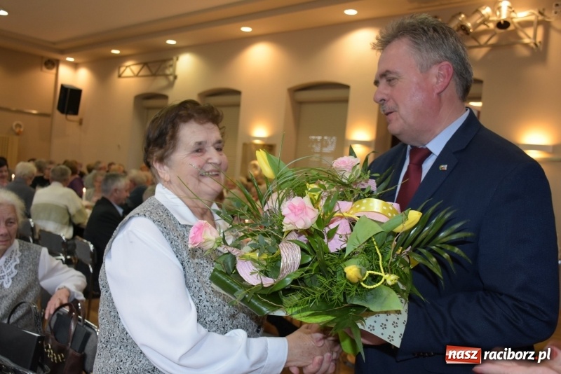 Zdjęcie w galerii na portalu naszraciborz.pl: Seniorzy z Tworkowa świętowali Dzień Kobiet  wiadomości z regionu