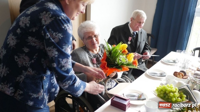 Zdjęcie w galerii na portalu naszraciborz.pl: Złote Gody w Kuźni Raciborskiej [FOTO] wiadomości z regionu
