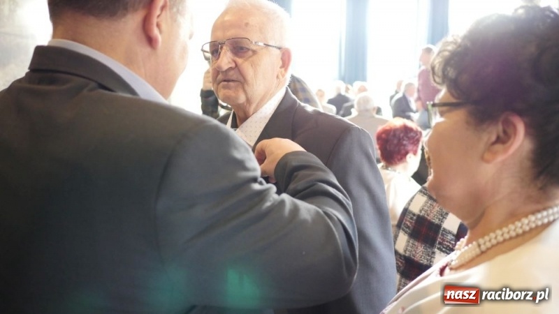 Zdjęcie w galerii na portalu naszraciborz.pl: Złote Gody w Kuźni Raciborskiej [FOTO] wiadomości z regionu