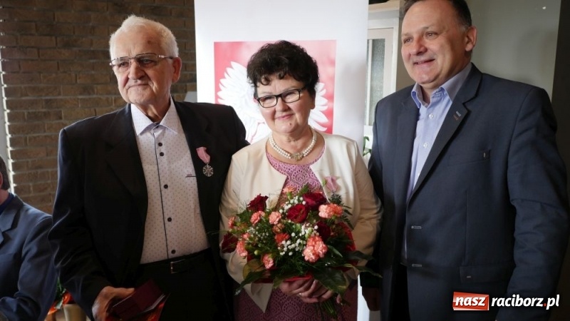 Zdjęcie w galerii na portalu naszraciborz.pl: Złote Gody w Kuźni Raciborskiej [FOTO] wiadomości z regionu