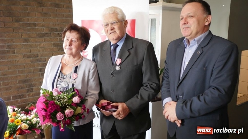 Zdjęcie w galerii na portalu naszraciborz.pl: Złote Gody w Kuźni Raciborskiej [FOTO] wiadomości z regionu