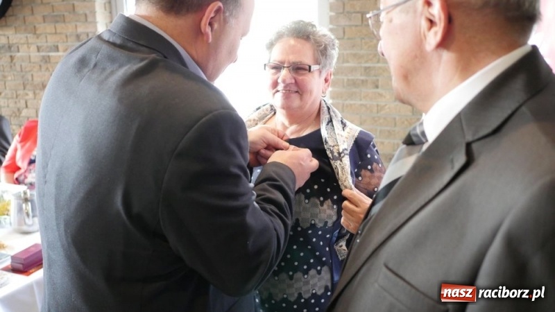 Zdjęcie w galerii na portalu naszraciborz.pl: Złote Gody w Kuźni Raciborskiej [FOTO] wiadomości z regionu