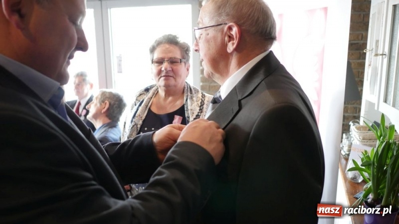 Zdjęcie w galerii na portalu naszraciborz.pl: Złote Gody w Kuźni Raciborskiej [FOTO] wiadomości z regionu