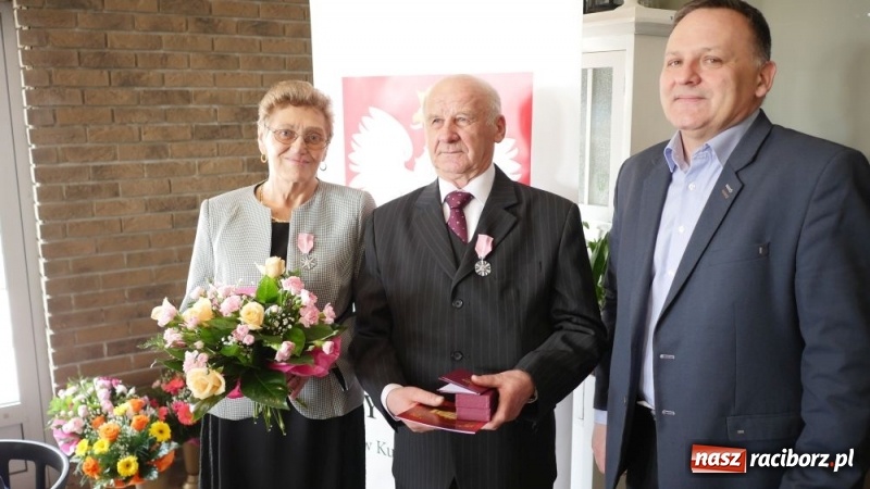 Zdjęcie w galerii na portalu naszraciborz.pl: Złote Gody w Kuźni Raciborskiej [FOTO] wiadomości z regionu