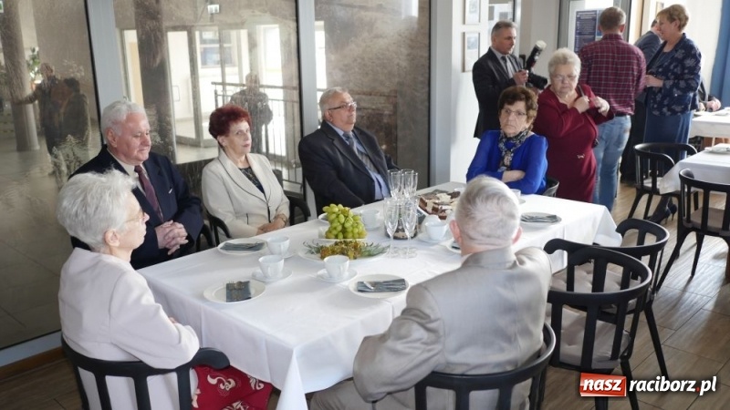 Zdjęcie w galerii na portalu naszraciborz.pl: Złote Gody w Kuźni Raciborskiej [FOTO] wiadomości z regionu