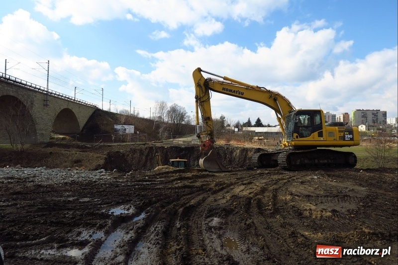 Zdjęcie w galerii na portalu naszraciborz.pl: Droga Racibórz-Pszczyna w Rybniku mocno zaawansowana [FOTO] wiadomości z regionu