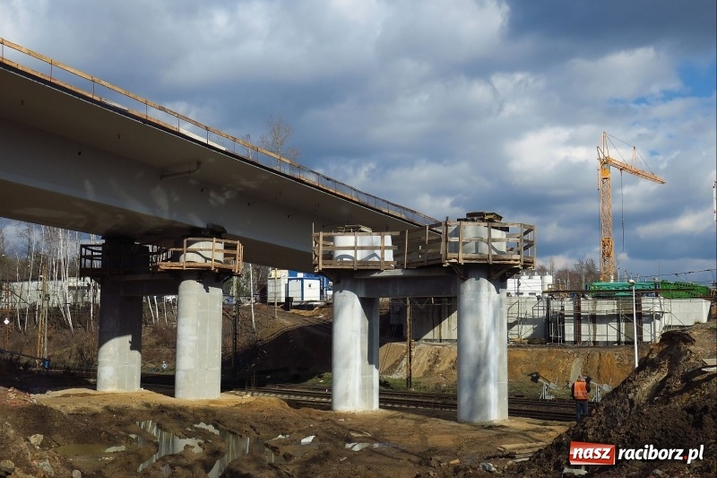 Zdjęcie w galerii na portalu naszraciborz.pl: Droga Racibórz-Pszczyna w Rybniku mocno zaawansowana [FOTO] wiadomości z regionu