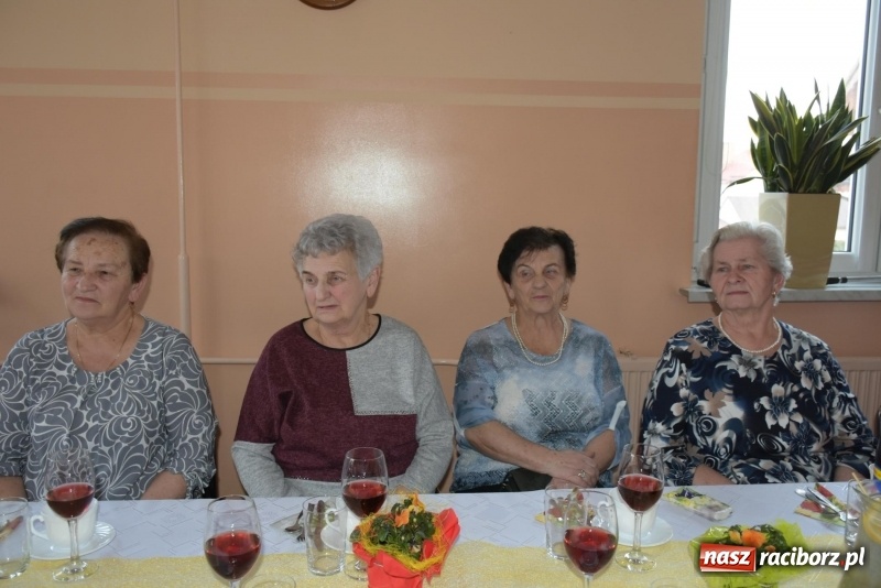 Zdjęcie w galerii na portalu naszraciborz.pl: Gospodynie w całej gminie obchodziły Dzień Kobiet  wiadomości z regionu