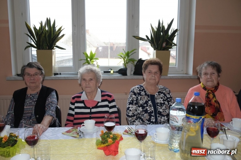Zdjęcie w galerii na portalu naszraciborz.pl: Gospodynie w całej gminie obchodziły Dzień Kobiet  wiadomości z regionu