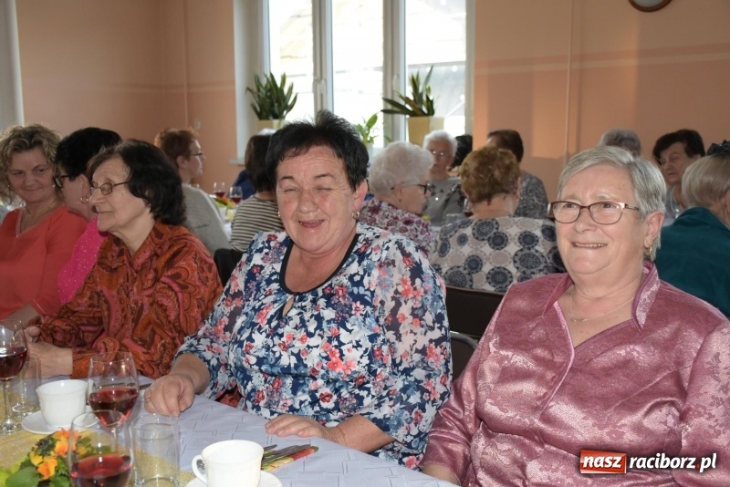 Zdjęcie w galerii na portalu naszraciborz.pl: Gospodynie w całej gminie obchodziły Dzień Kobiet  wiadomości z regionu