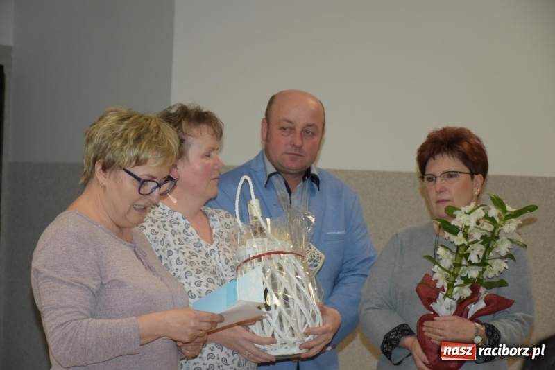 Zdjęcie w galerii na portalu naszraciborz.pl: Gospodynie w całej gminie obchodziły Dzień Kobiet  wiadomości z regionu