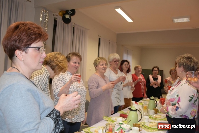Zdjęcie w galerii na portalu naszraciborz.pl: Gospodynie w całej gminie obchodziły Dzień Kobiet  wiadomości z regionu