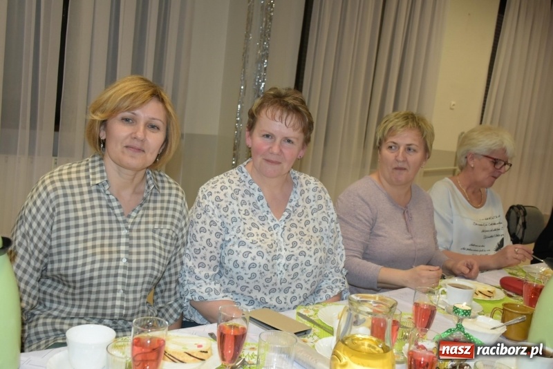Zdjęcie w galerii na portalu naszraciborz.pl: Gospodynie w całej gminie obchodziły Dzień Kobiet  wiadomości z regionu