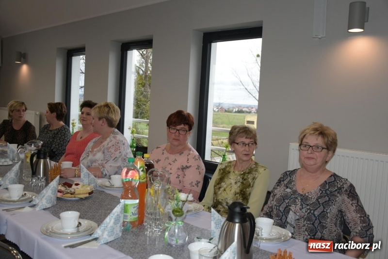 Zdjęcie w galerii na portalu naszraciborz.pl: Gospodynie w całej gminie obchodziły Dzień Kobiet  wiadomości z regionu
