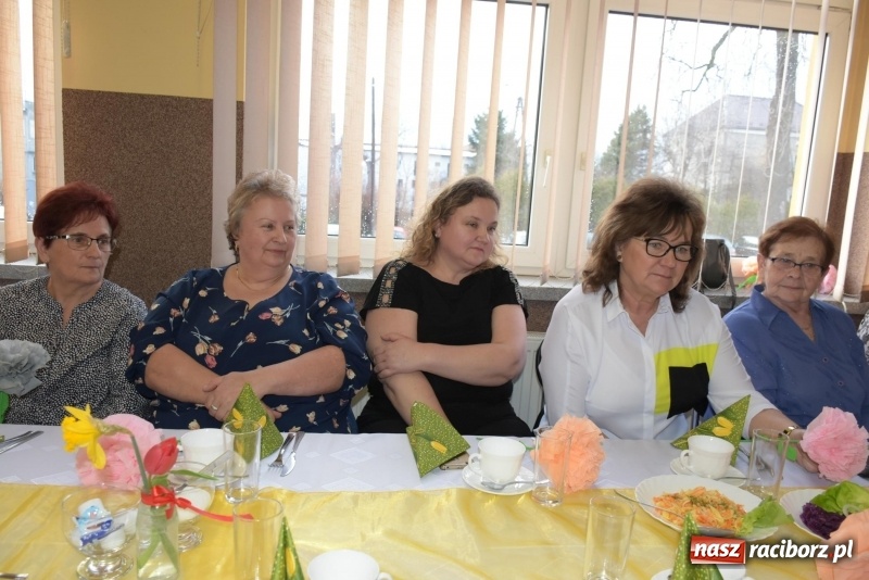 Zdjęcie w galerii na portalu naszraciborz.pl: Gospodynie w całej gminie obchodziły Dzień Kobiet  wiadomości z regionu