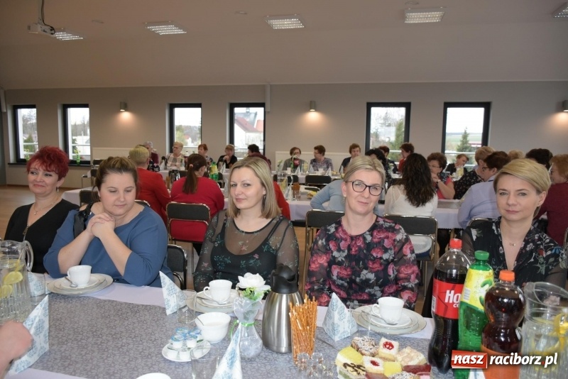 Zdjęcie w galerii na portalu naszraciborz.pl: Gospodynie w całej gminie obchodziły Dzień Kobiet  wiadomości z regionu