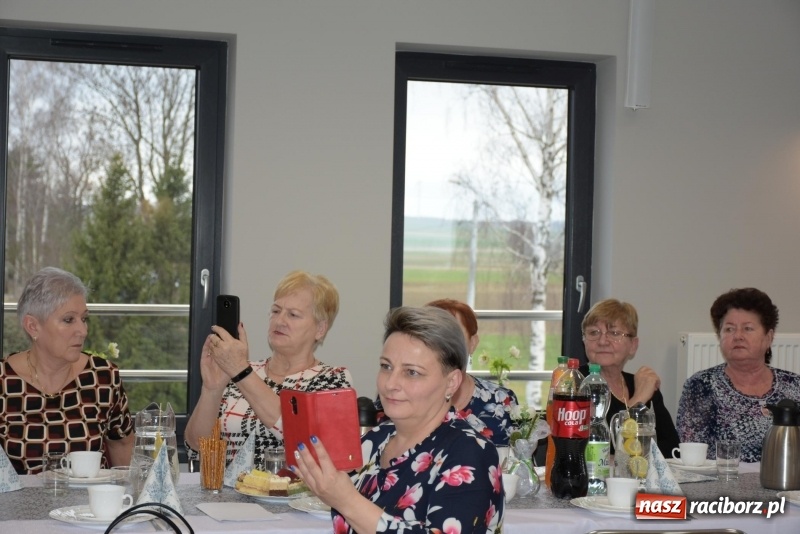 Zdjęcie w galerii na portalu naszraciborz.pl: Gospodynie w całej gminie obchodziły Dzień Kobiet  wiadomości z regionu