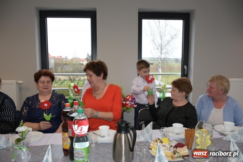 Zdjęcie w galerii na portalu naszraciborz.pl: Gospodynie w całej gminie obchodziły Dzień Kobiet  wiadomości z regionu