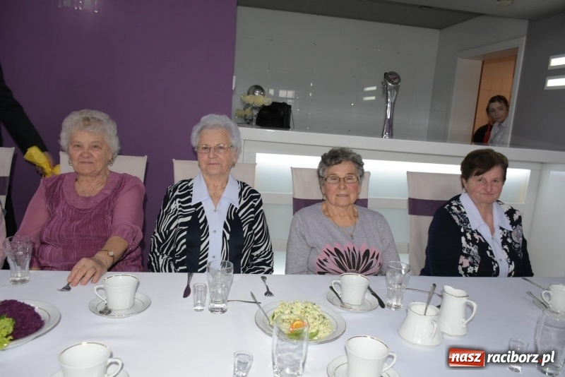 Zdjęcie w galerii na portalu naszraciborz.pl: Gospodynie w całej gminie obchodziły Dzień Kobiet  wiadomości z regionu