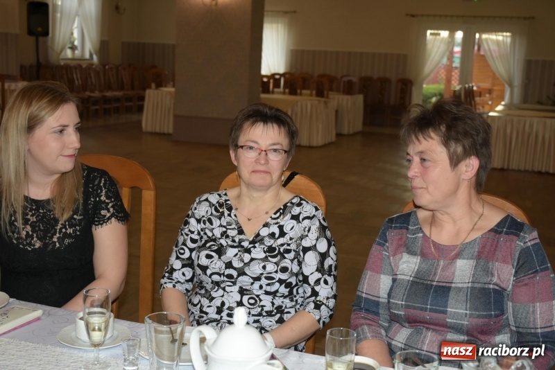 Zdjęcie w galerii na portalu naszraciborz.pl: Gospodynie w całej gminie obchodziły Dzień Kobiet  wiadomości z regionu