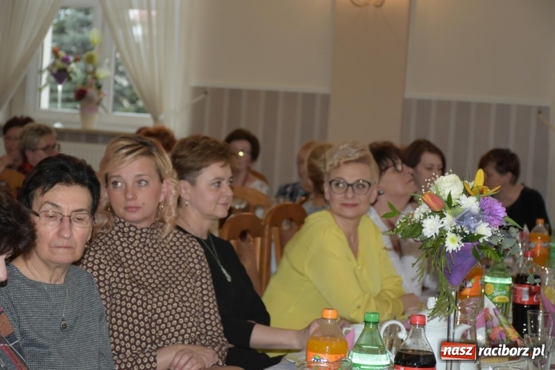 Zdjęcie w galerii na portalu naszraciborz.pl: Gospodynie w całej gminie obchodziły Dzień Kobiet  wiadomości z regionu