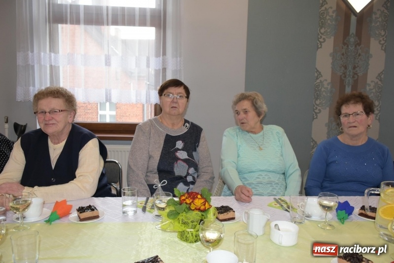 Zdjęcie w galerii na portalu naszraciborz.pl: Gospodynie w całej gminie obchodziły Dzień Kobiet  wiadomości z regionu