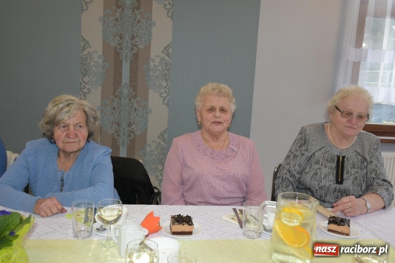 Zdjęcie w galerii na portalu naszraciborz.pl: Gospodynie w całej gminie obchodziły Dzień Kobiet  wiadomości z regionu