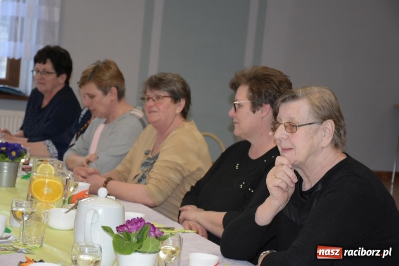 Zdjęcie w galerii na portalu naszraciborz.pl: Gospodynie w całej gminie obchodziły Dzień Kobiet  wiadomości z regionu