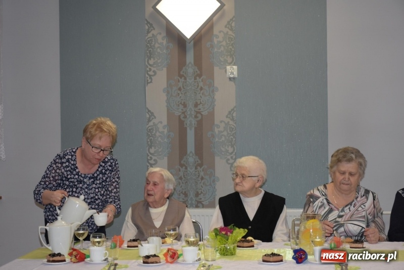 Zdjęcie w galerii na portalu naszraciborz.pl: Gospodynie w całej gminie obchodziły Dzień Kobiet  wiadomości z regionu