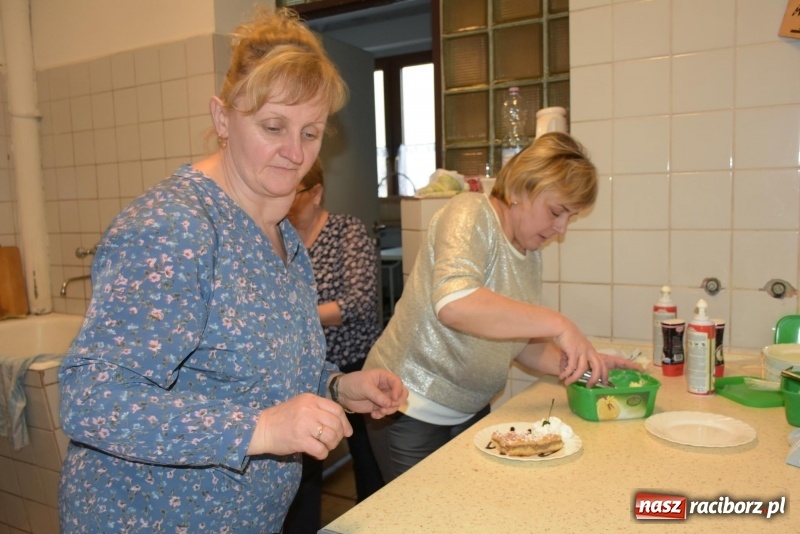 Zdjęcie w galerii na portalu naszraciborz.pl: Gospodynie w całej gminie obchodziły Dzień Kobiet  wiadomości z regionu