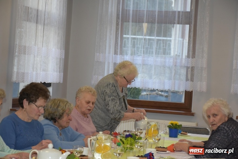Zdjęcie w galerii na portalu naszraciborz.pl: Gospodynie w całej gminie obchodziły Dzień Kobiet  wiadomości z regionu