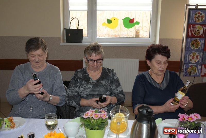 Zdjęcie w galerii na portalu naszraciborz.pl: Gospodynie w całej gminie obchodziły Dzień Kobiet  wiadomości z regionu