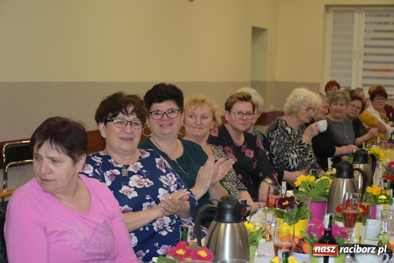 Zdjęcie w galerii na portalu naszraciborz.pl: Gospodynie w całej gminie obchodziły Dzień Kobiet  wiadomości z regionu