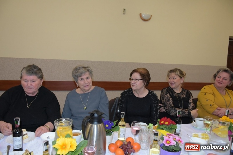 Zdjęcie w galerii na portalu naszraciborz.pl: Gospodynie w całej gminie obchodziły Dzień Kobiet  wiadomości z regionu