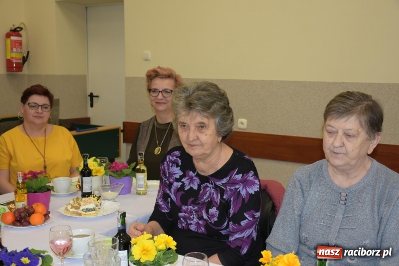 Zdjęcie w galerii na portalu naszraciborz.pl: Gospodynie w całej gminie obchodziły Dzień Kobiet  wiadomości z regionu