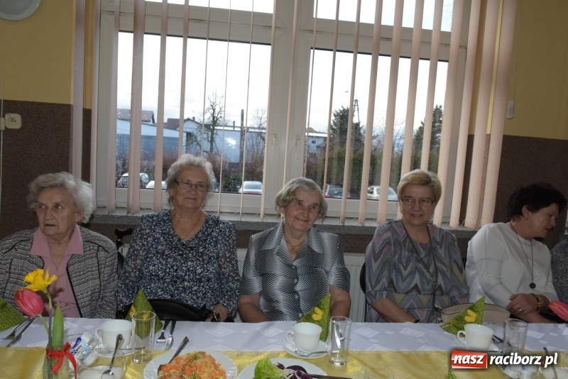Zdjęcie w galerii na portalu naszraciborz.pl: Gospodynie w całej gminie obchodziły Dzień Kobiet  wiadomości z regionu