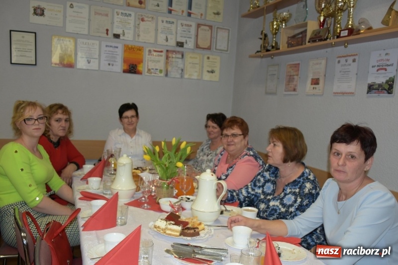 Zdjęcie w galerii na portalu naszraciborz.pl: Gospodynie w całej gminie obchodziły Dzień Kobiet  wiadomości z regionu